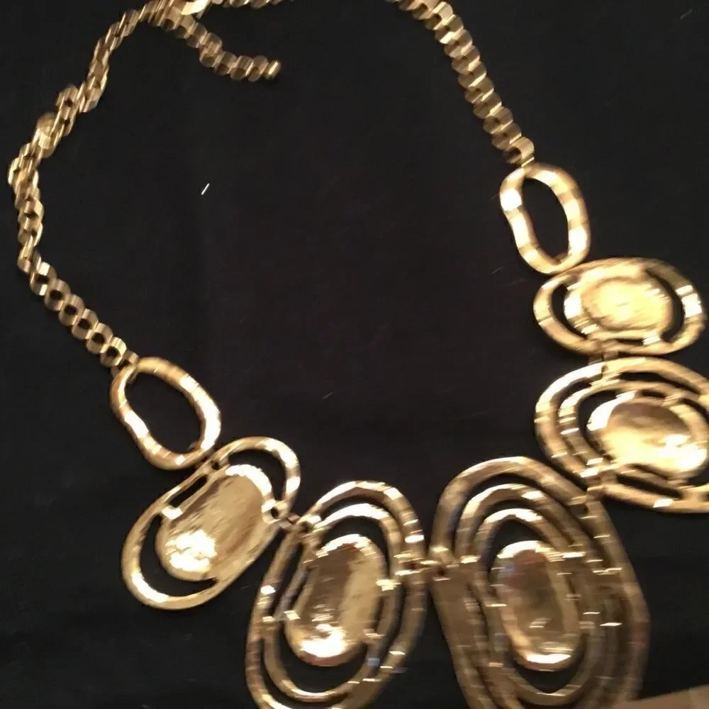 Goldtone Ovals Peach Enamel Necklace